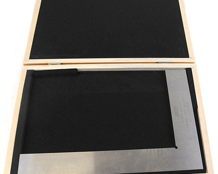 INSIZE Measuring Equipment Insize 90° Flat Edge Square 300x200mm Range Series 4791-300